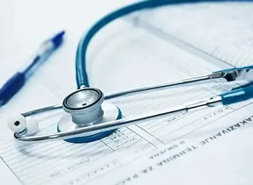 Beneficios y riesgos del turismo médico internacional