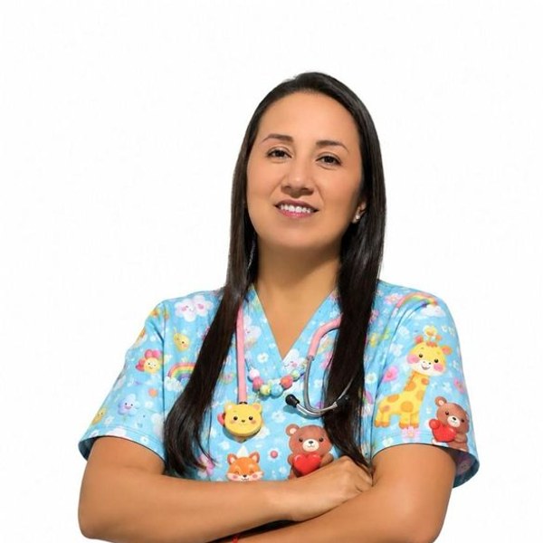 Catalina Ávila, MDE Care respiratory therapist who treats patients at home in Medellín