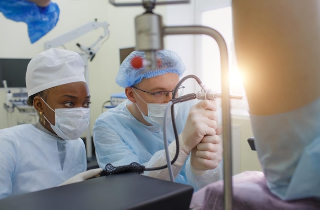 Nasofibrolaringoscopia en Medellín - especialistas certificados