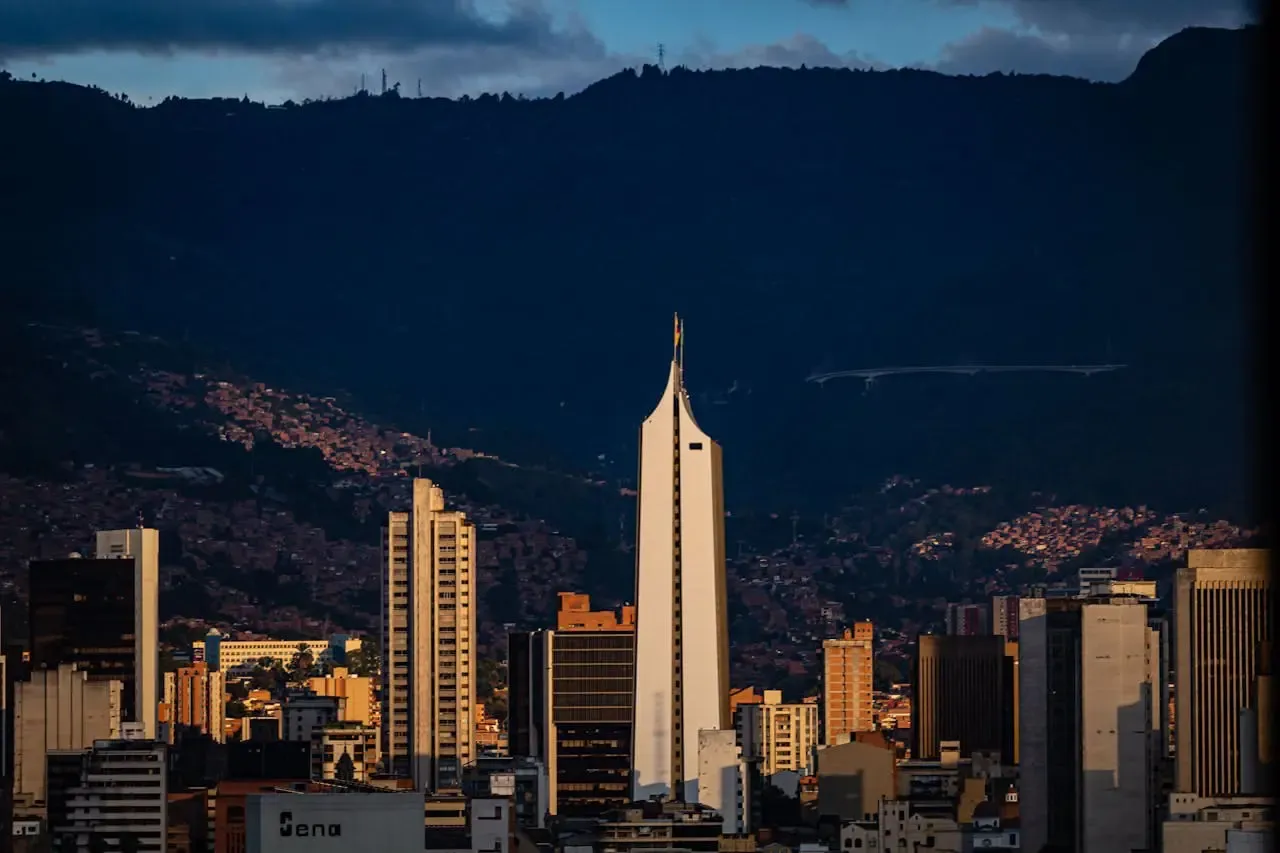 Descubre las 10 atracciones imperdibles de Medellín